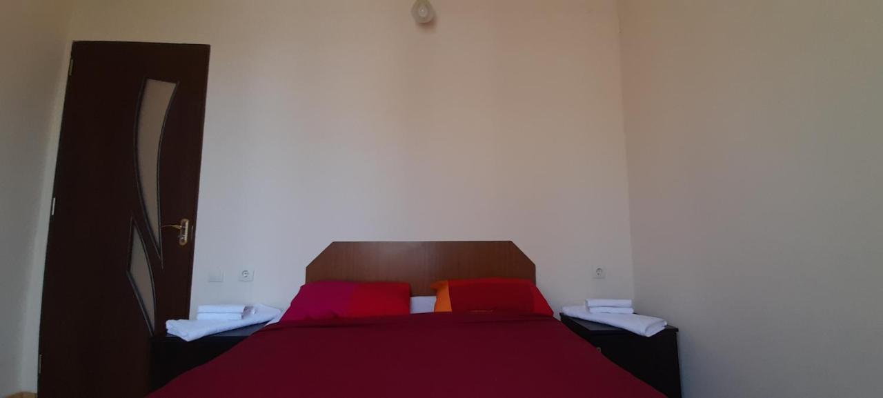 Guest House Lekhtagi 메스티아 외부 사진