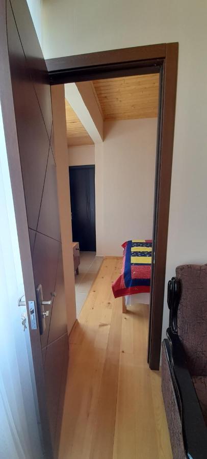 Guest House Lekhtagi 메스티아 외부 사진