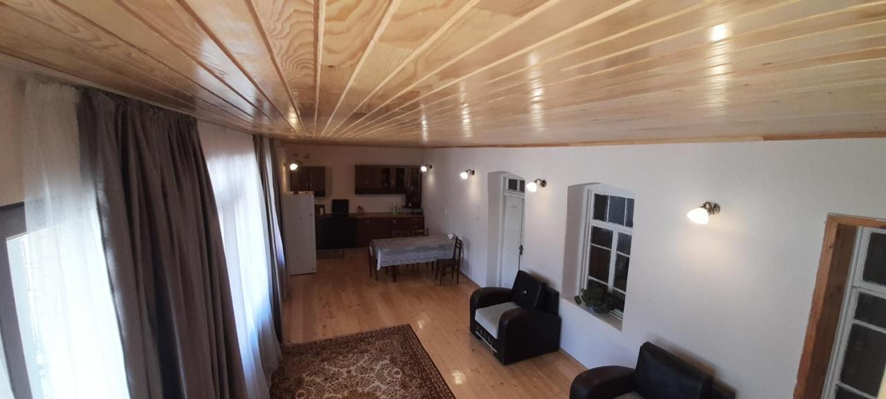 Guest House Lekhtagi 메스티아 외부 사진